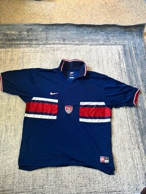 Nike Men’s Navy Blue USA Soccer Jersey with Red and White Stripes